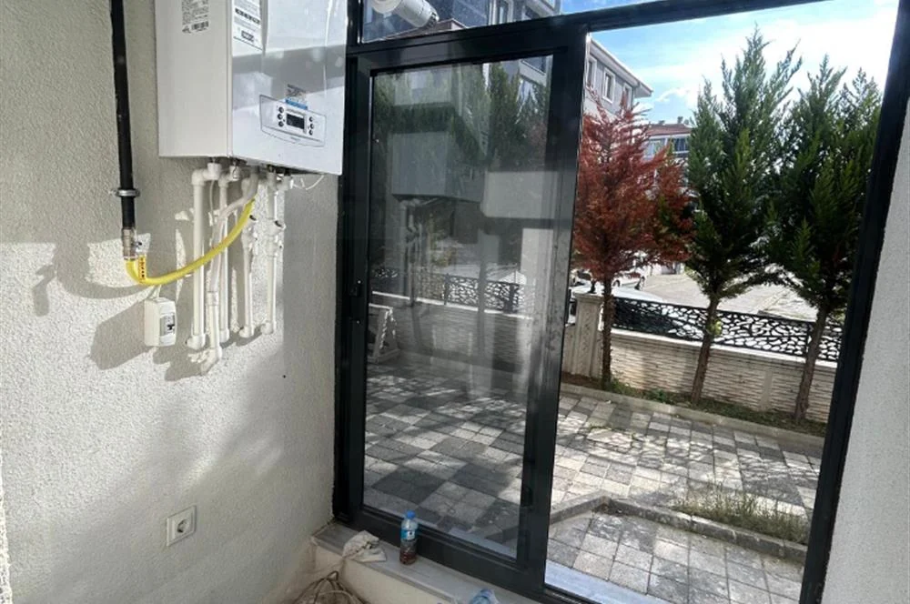 Sevgi Mahallesi’nde site içinde 2+1 daire — fotoğraf 3