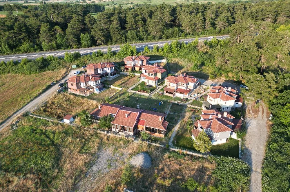 Korudağ Sitesi’nde doğayla iç içe 2+1 villa — fotoğraf 2